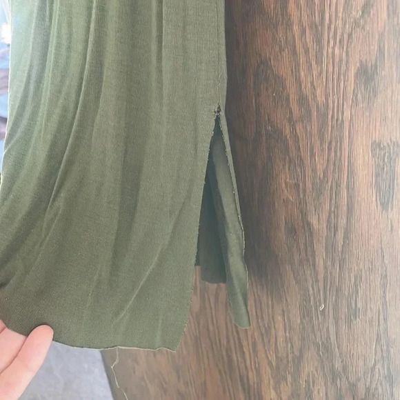 Olive Green V Neck - Picture 3 of 4